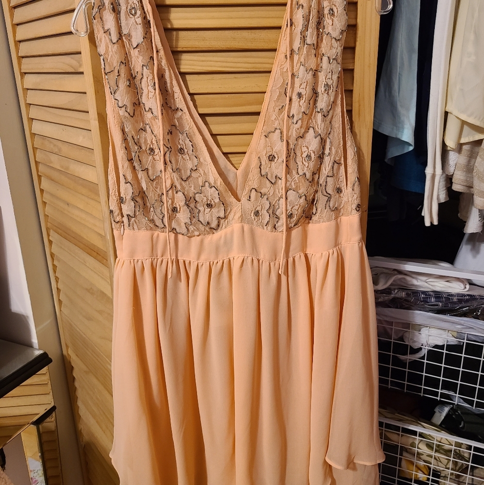 Asos Dress light blush peach pink dress - Picture 3 of 3